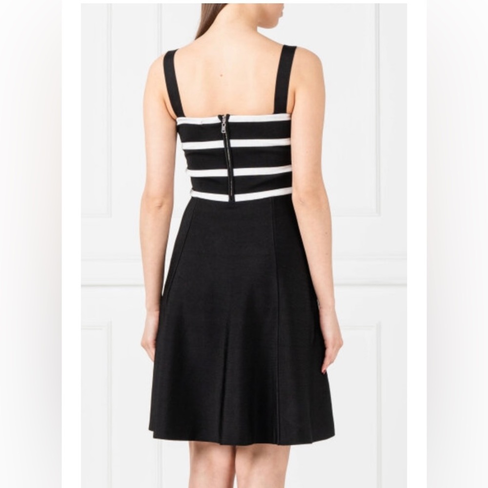 Sz 8 GUESS INES BLACK DRESS Fitted and Flared Stretchy Fabric - Picture 4 of 10
